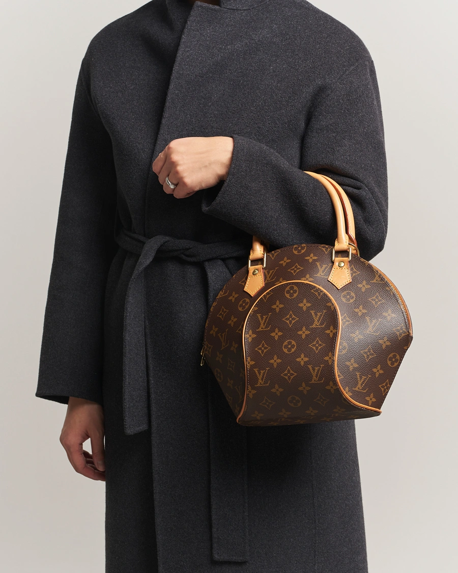 L&rsquo;Ellipse de Louis Vuitton : L&rsquo;histoire d&rsquo;une courbe devenue culte